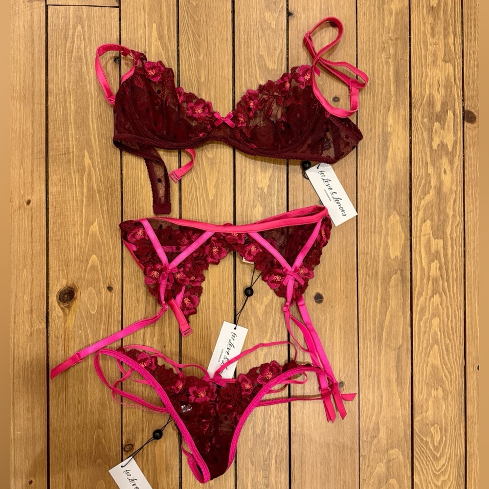 For Love & Lemons 3-Piece Bra, Thong & Garter Lingerie Set in Fuchsia Berry Pink